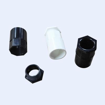 Porcellana Accoppiatore del condotto del PVC di GI della femmina 38mm del grado di ABC con area della vite d'ottone fornitore