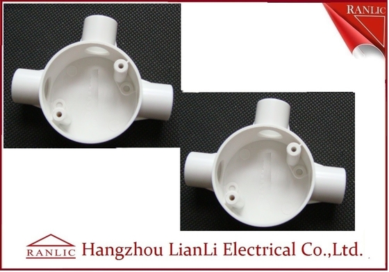 Porcellana Scatola di giunzione elettrica del condotto del PVC del giro a tre corsie BS4568 su ordine fornitore