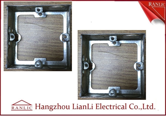 Porcellana Knock-out elettrici d'acciaio di Ring With Adjustable Ear 20mm 25mm di estensione della scatola del gruppo fornitore