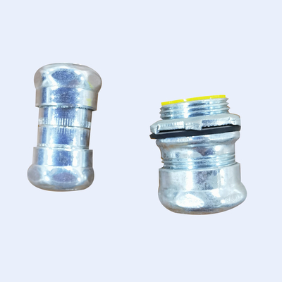 Compressione isolata a 1 pollici EMT Connector Steel Material elettro Glavanized del PVC fornitore